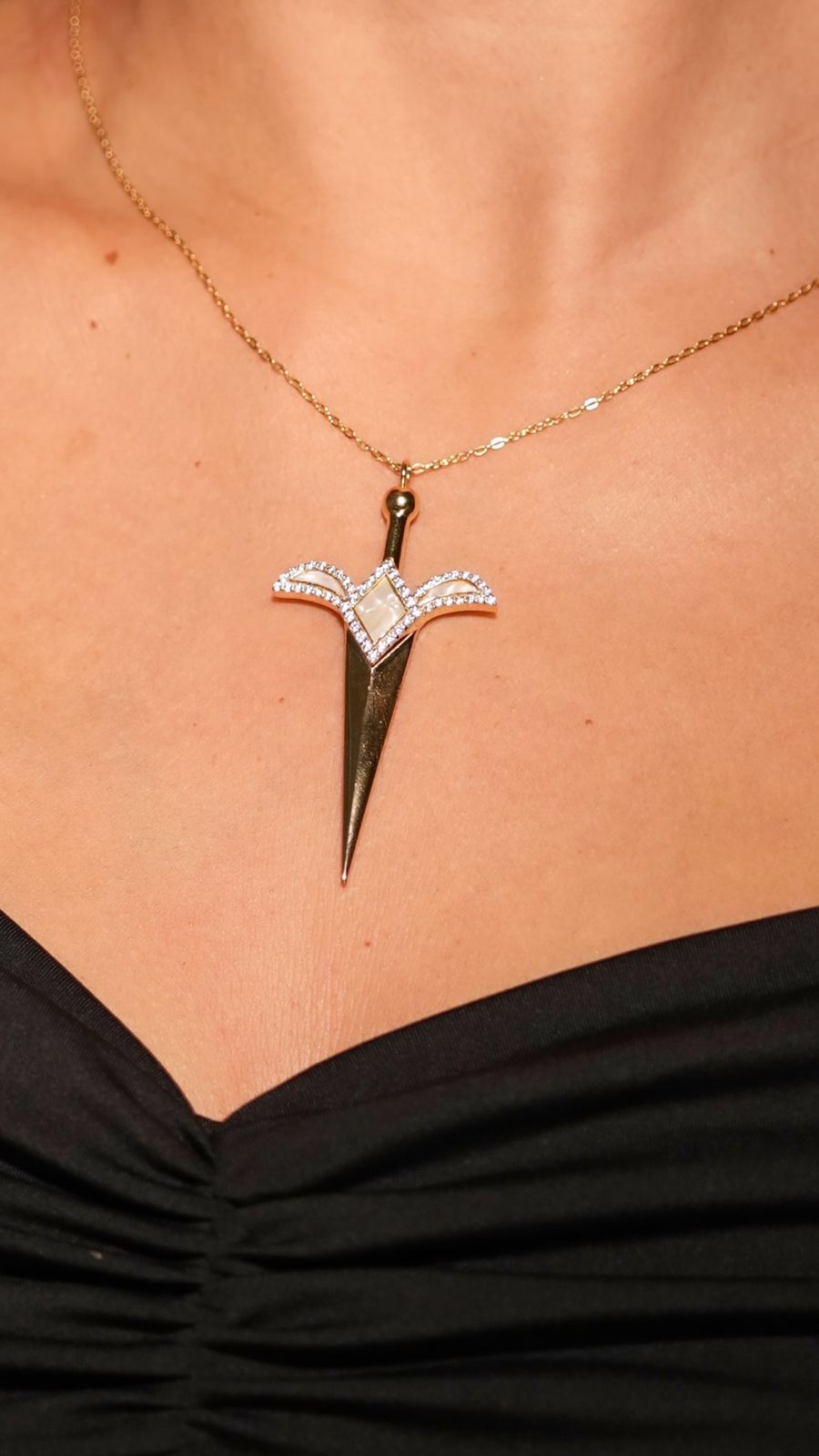 The Arabian Dagger Necklace - 18K Gold with Diamonds & Seashell | A Legacy of Strength & Prestige